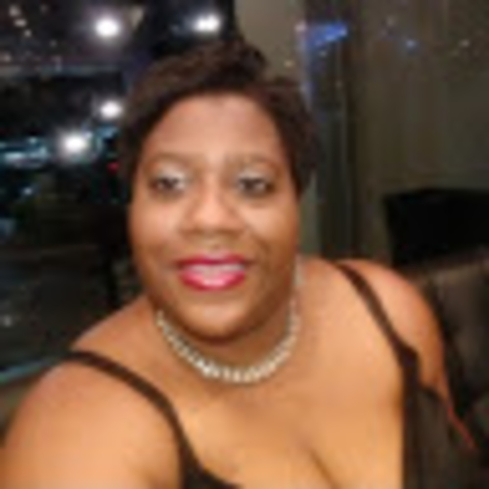 Meet your Posher, Karima n